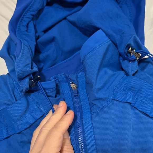 lululemon athletica Blue Jacket - Picture 3 of 14